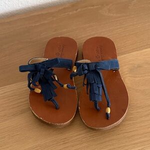 Hanna Andersson navy fringe flip flop sandal